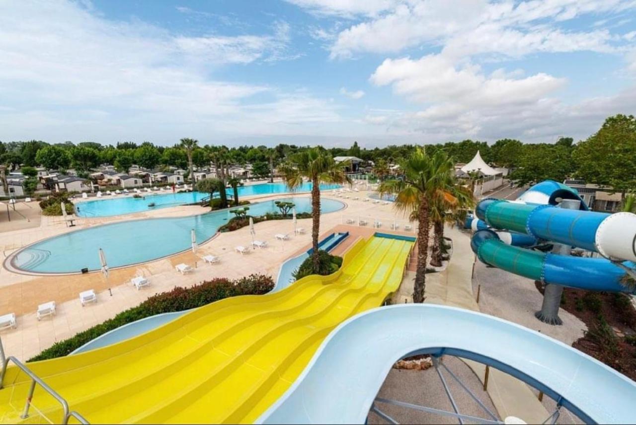 Mobilhome Vias Plage Dans Camping Buitenkant foto