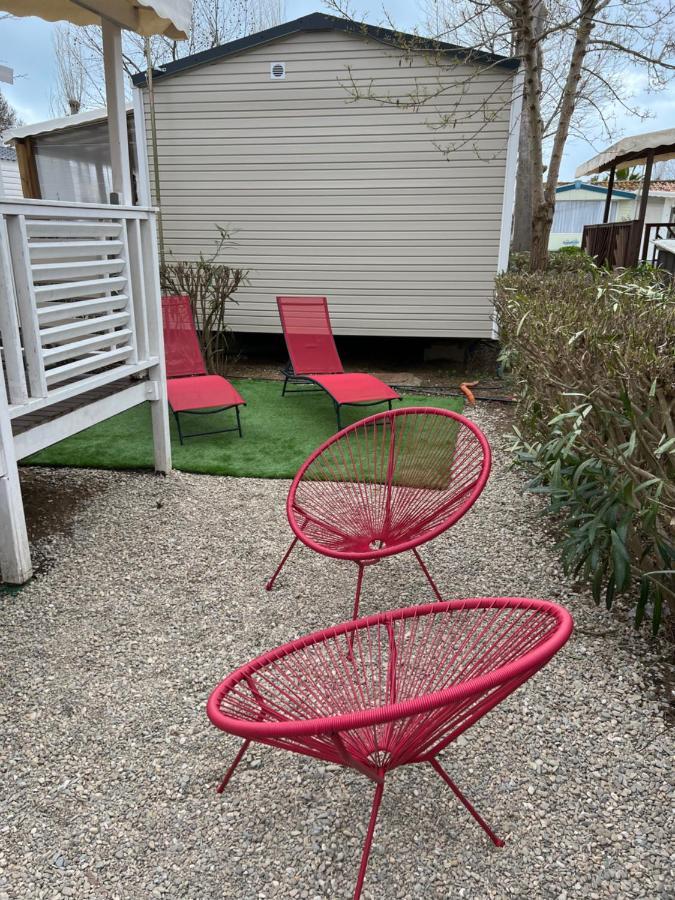 Mobilhome Vias Plage Dans Camping Buitenkant foto