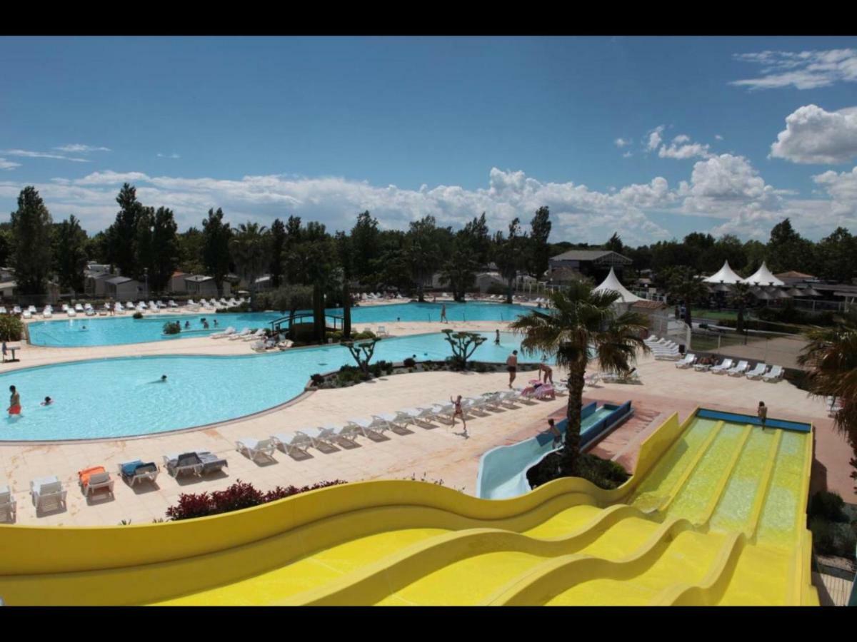 Mobilhome Vias Plage Dans Camping Buitenkant foto