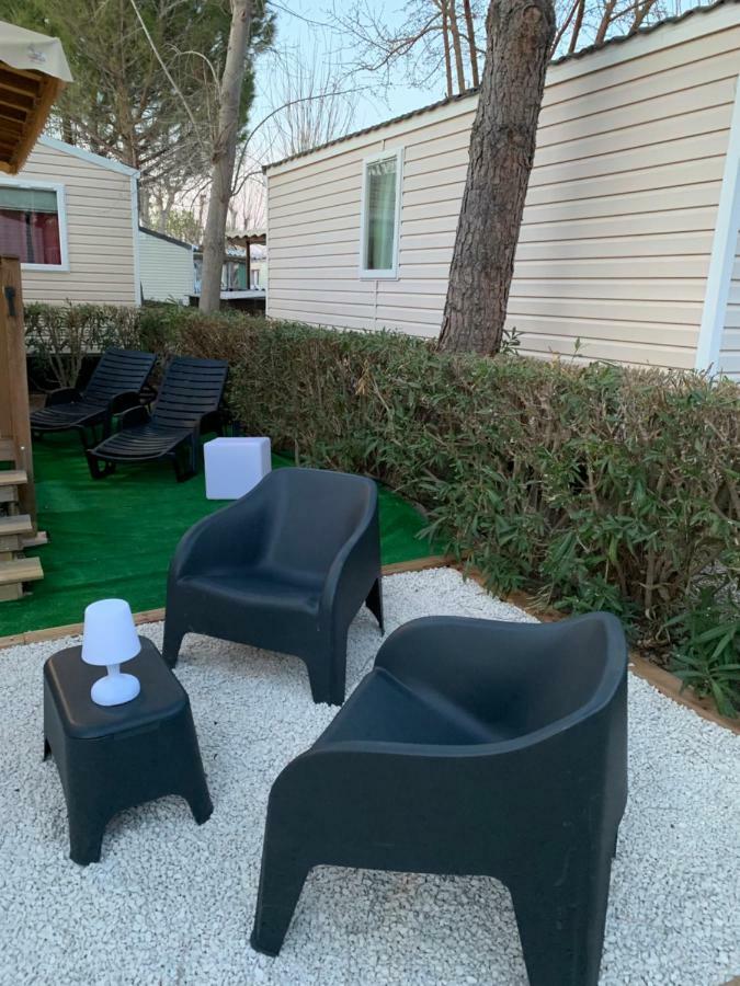 Mobilhome Vias Plage Dans Camping Buitenkant foto