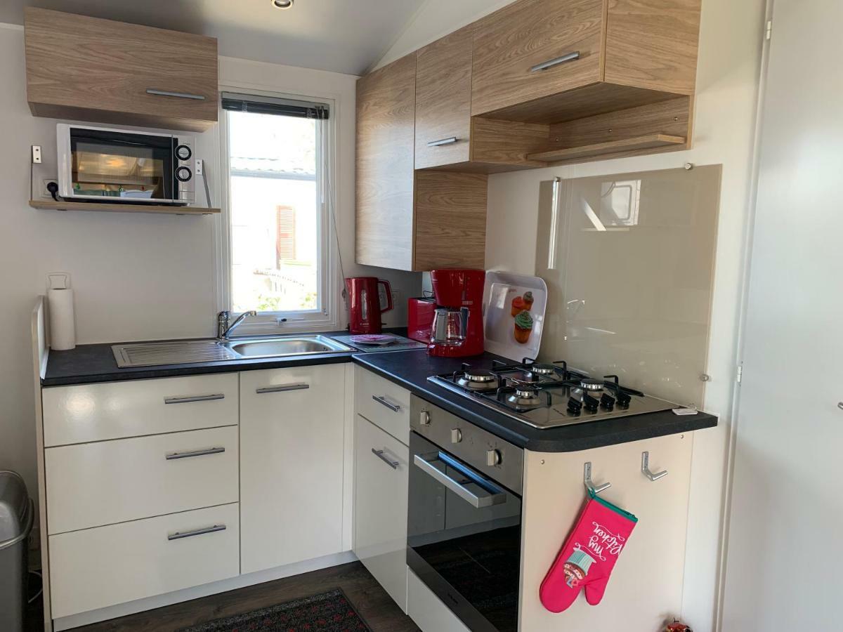 Mobilhome Vias Plage Dans Camping Buitenkant foto