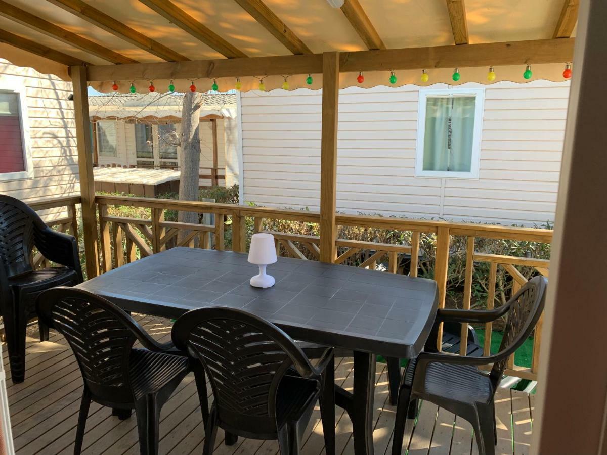 Mobilhome Vias Plage Dans Camping Buitenkant foto